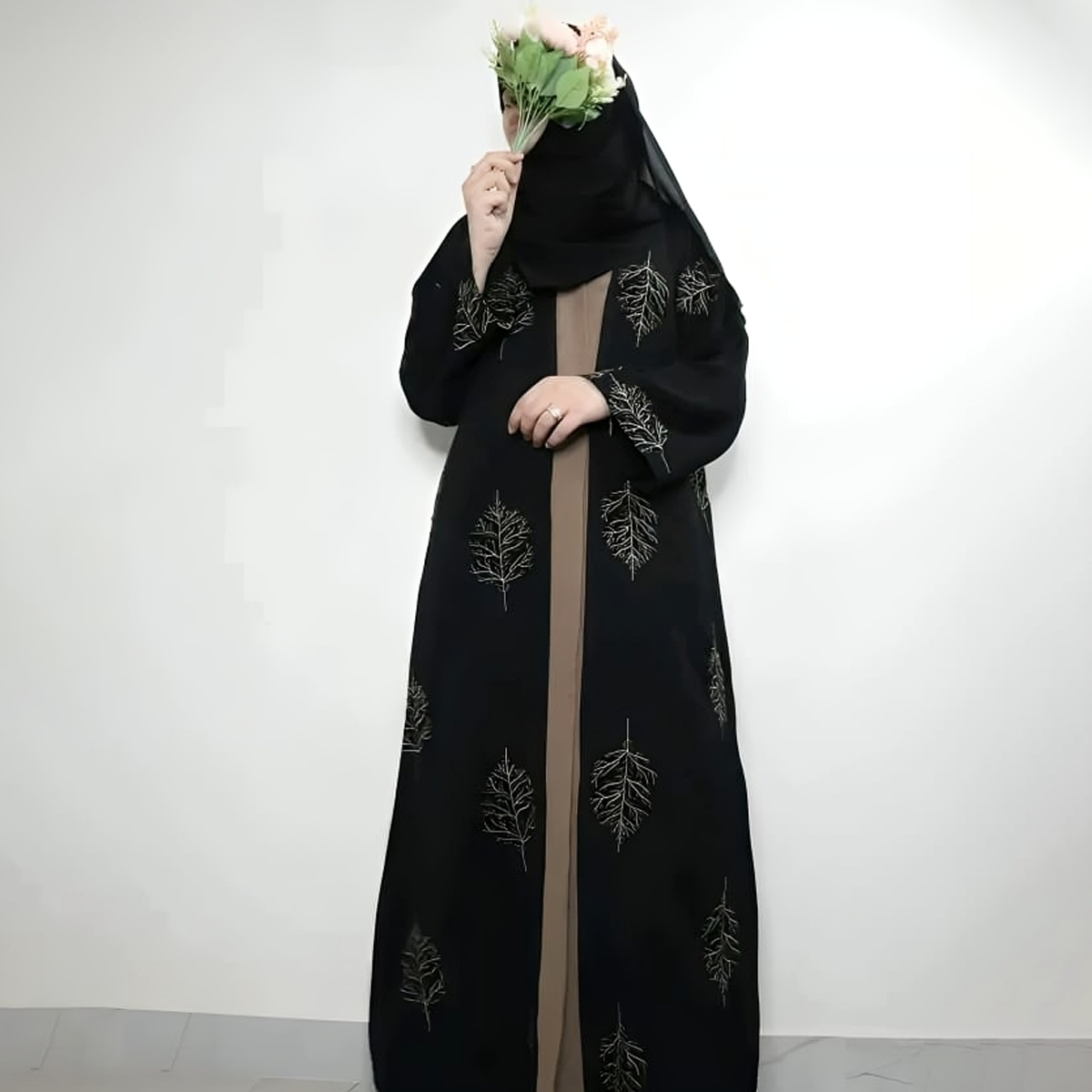 চার পার্ট পাতা Embrodiary বোরখা - Image 2